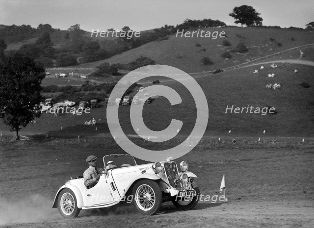 Candidi Provocatores team Singer Le Mans at the Singer CC Rushmere Hill Climb, Shropshire 1935. Artist: Bill Brunell.