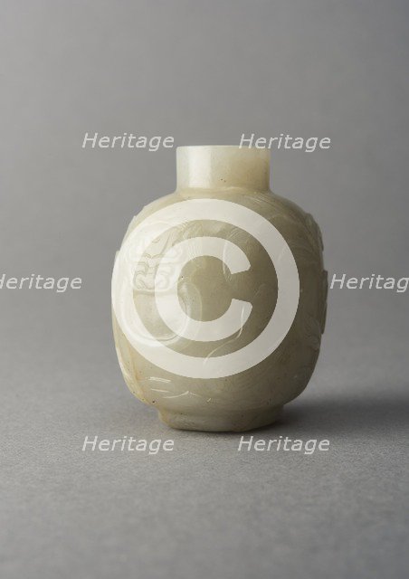Jade snuff bottle, China, Qing dynasty, 1644-1911. Creator: Unknown.