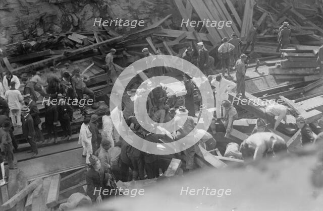 7th Ave. subway cave-in,1915. Creator: Bain News Service.