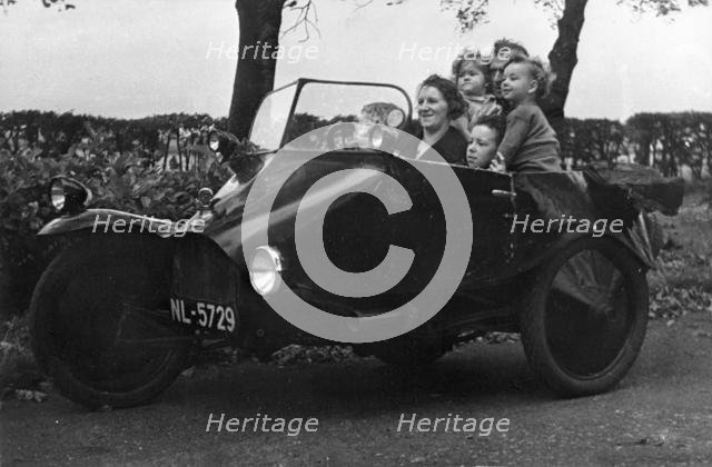 1924 Scott Sociable. Creator: Unknown.