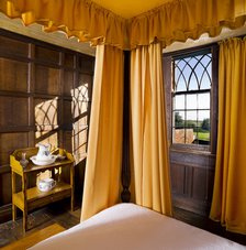 Four poster bed in the Squire's Room, Boscobel House, Shropshire, c1980-c2017. Artist: Historic England Staff Photographer.