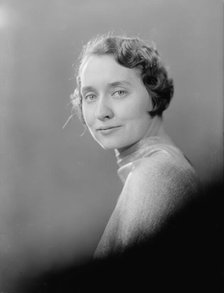 Rosalee Brown, Portrait, 1933. Creator: Harris & Ewing.