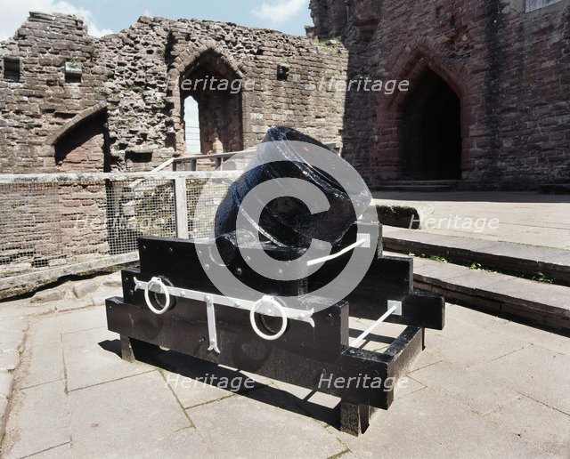 'Roaring Meg' mortar, inner ward of Goodrich Castle, Herefordshire, late 20th or early 21st century. Artist: Unknown.