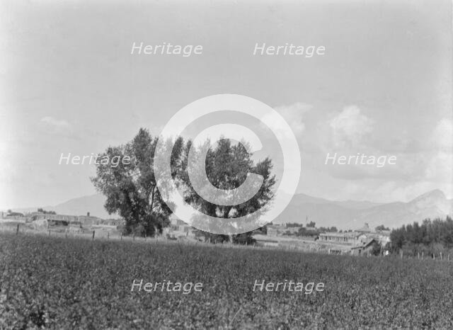 [Taos, New Mexico area views], between 1899 and 1928. Creator: Arnold Genthe.