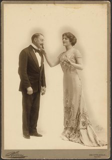 John Drew, Jr. and woman, negative 1885-1903; print 1903-1920. Creator: Napoleon Sarony.