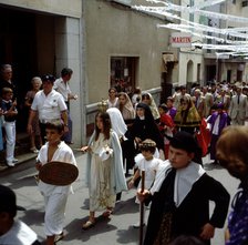 Procession of Corpus Christi, procession in which are involved all kind of traditional groups: Xe…