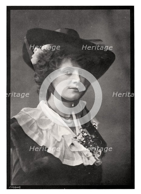 Mrs T Eyre Macklin, 1901.Artist: David Blount