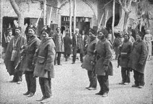 'Les Russes en perse et en armenie; Types de soldats reguliers persans: beaucoup..., 1916 (1924) Creator: Unknown.