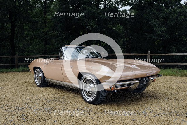 Chevrolet Corvette Stingray convertible 1964. Artist: Simon Clay.