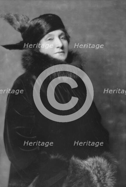 Melba, Madame, portrait photograph, 1915 Jan. 3. Creator: Arnold Genthe.