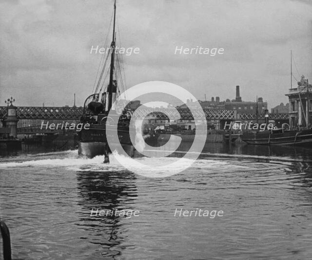 Steam ship (Holly Glasgow) possibly River Liffey, Dublin, Ireland, 1898. Creator: Robert Augustus Henry L'Estrange.