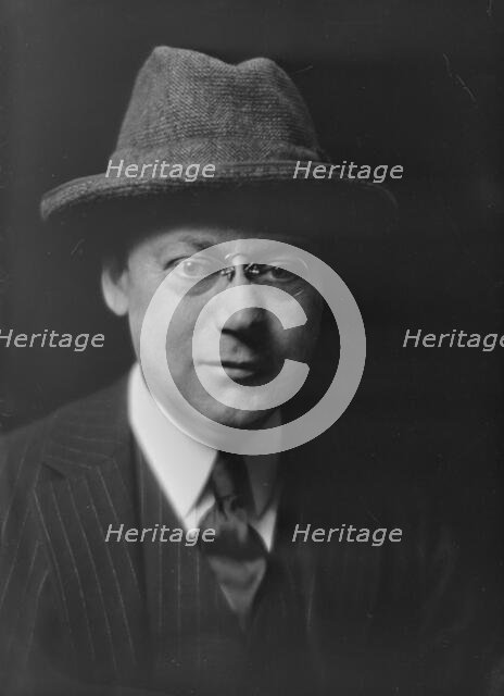 Towne, Charles Hanson, Mr., portrait photograph, not before 1916. Creator: Arnold Genthe.