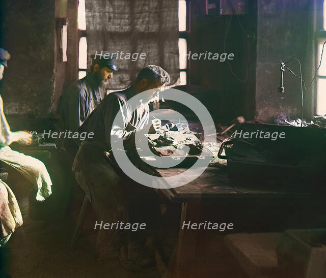 Molding of an artistic casting, Kasli Iron Works, 1910. Creator: Sergey Mikhaylovich Prokudin-Gorsky.