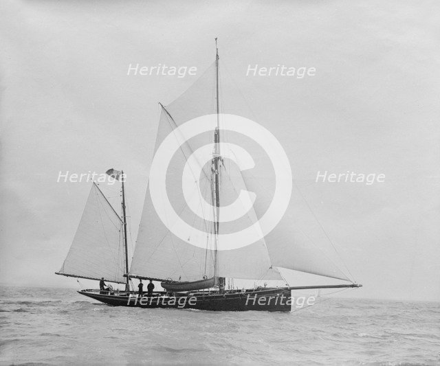 The ketch 'Palatina' under way. Creator: Kirk & Sons of Cowes.