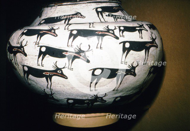 Pot Showing Deer,  Zuni Tribe, Pueblo Indian. Artist: Unknown.