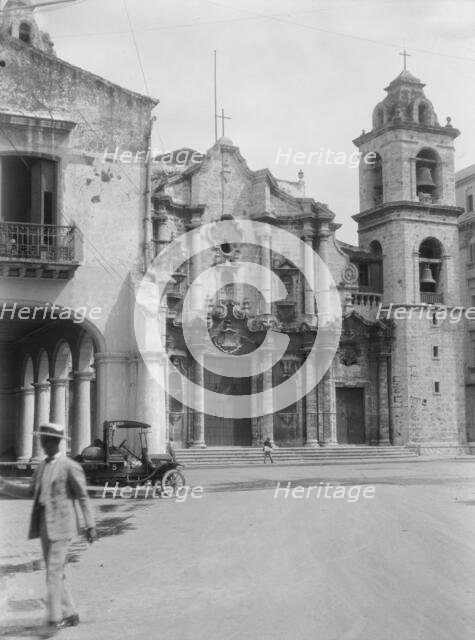 Travel views of Cuba and Guatemala, between 1899 and 1926. Creator: Arnold Genthe.