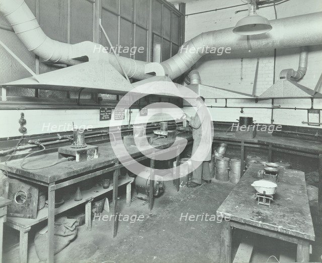 Varnish Laboratory, Borough Polytechnic, Southwark, London, 1936. Artist: Unknown.