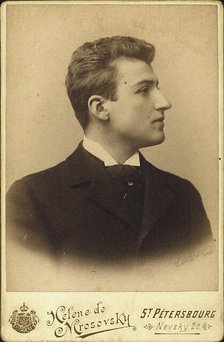 Portrait of the actor Yuri Yuryev (1872-1948), Early 1890s. Creator: Photo studio Helene Mrosowski ().