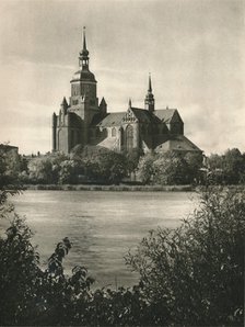 'Stralslund - Marienkirche', 1931. Artist: Kurt Hielscher.