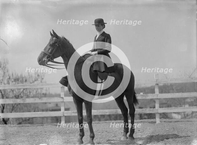 Horse Shows - Miss Harriet T. Wadsworth, 1911. Creator: Harris & Ewing.