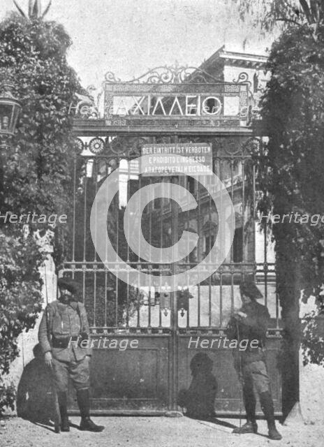 'L'Achilleion, villa de Guillaume II, a l'occasion, base de ravitaillement de ses Sous..., 1916. Creator: Robert Vaucher.