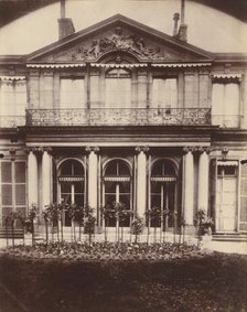 Hotel d'Argenson, rue de Grenelle 101, 1907-1908. Creator: Eugene Atget.