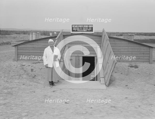 Mrs. Wardlow, Friends church (Quaker), Dead Ox Flat, Oregon, 1939. Creator: Dorothea Lange.