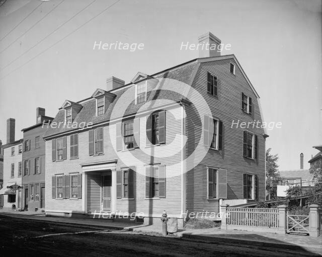 Stoodley's Tavern, Portsmouth, N.H., c1907. Creator: Unknown.