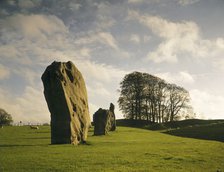 Sunrise over the stones, Avebury Stone Circle, Wiltshire, 1990. Artist: Unknown