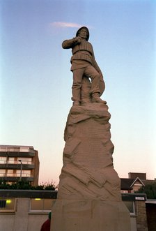 Lifeboat memorial, Lytham St Anne's, Lancashire, 1999. Artist: P Williams