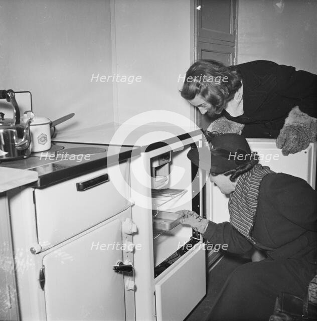 Hareclive Road, Hartcliffe, City of Bristol, City of Bristol, 30/11/1952. Creator: John Laing plc.