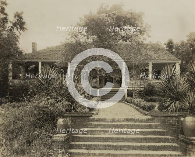 Hope Farm, Natchez, Adams County, Mississippi, 1938. Creator: Frances Benjamin Johnston.