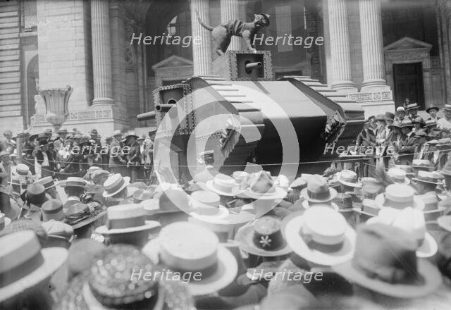 Tank at public library, 1918. Creator: Bain News Service.