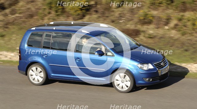 2006 Volkswagen Touran Tdi Sport Artist: Unknown.