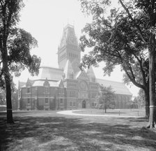 Memorial Hall, Harvard College, c1899. Creator: Unknown.