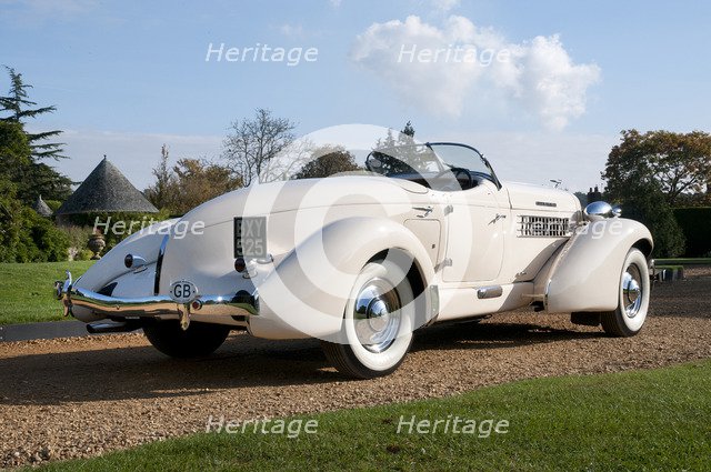 1935 Auburn 851 Speedster Artist: Unknown.