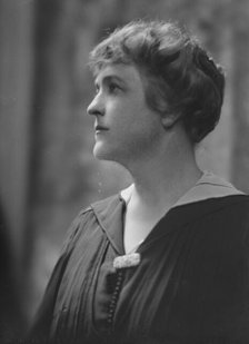 Goodrich, Charles, Mrs., portrait photograph, 1917 June 20. Creator: Arnold Genthe.