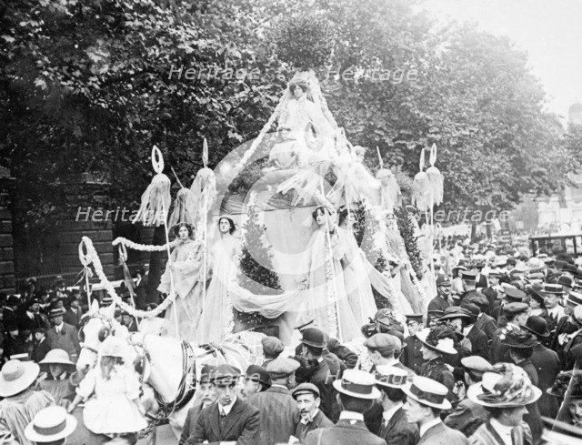 The 'Car Empire' on the Women's Coronation Procession, 17th June 1911. Artist: Unknown