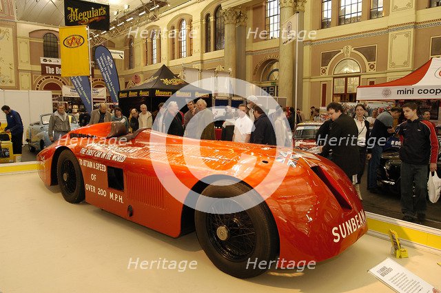 2004 Classic Cars Live Show at Alexandra Palace. Artist: Unknown.