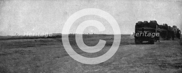 'Nos chars d'assaut; L'avance en colonne des chars d'assaut, le matin du 16 avril 1917', 1917. Creator: Unknown.