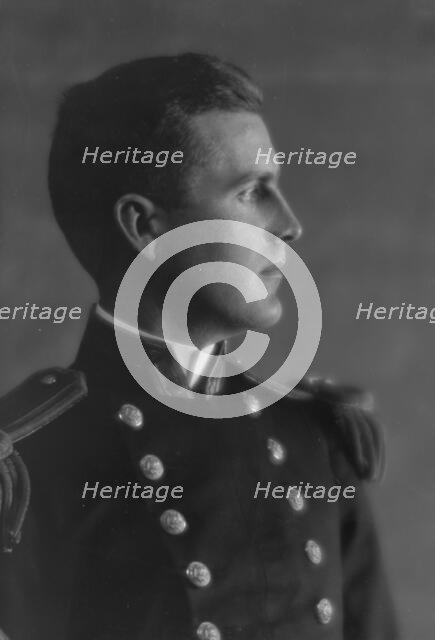 MacFarland, S.B., Lt., portrait photograph, 1915. Creator: Arnold Genthe.