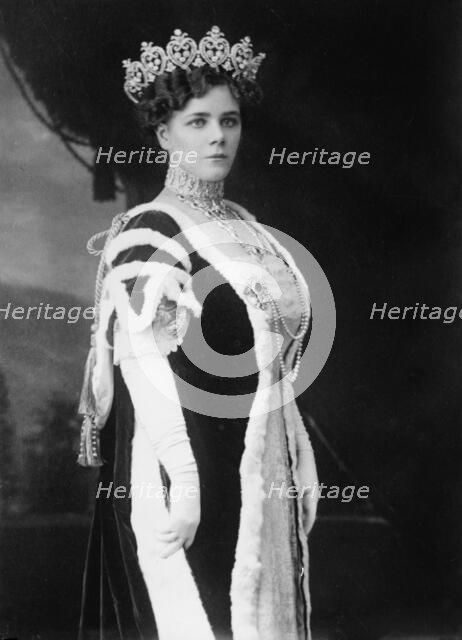 Duchess of Manchester, 1912. Creator: Bain News Service.