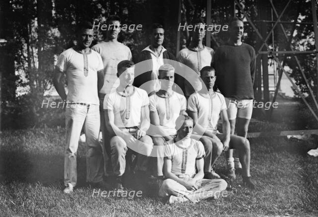 Yale 2d Varsity 8, between c1910 and c1915. Creator: Bain News Service.