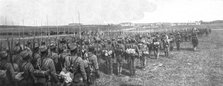 'La conquete du Cameroun.--Entrée solenne des troupes anglo-francaises a Garoua..., 1915. Creator: Unknown.