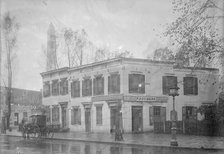 Saloon of P. Hohmann, 14th Street, 1913. Creator: Harris & Ewing.