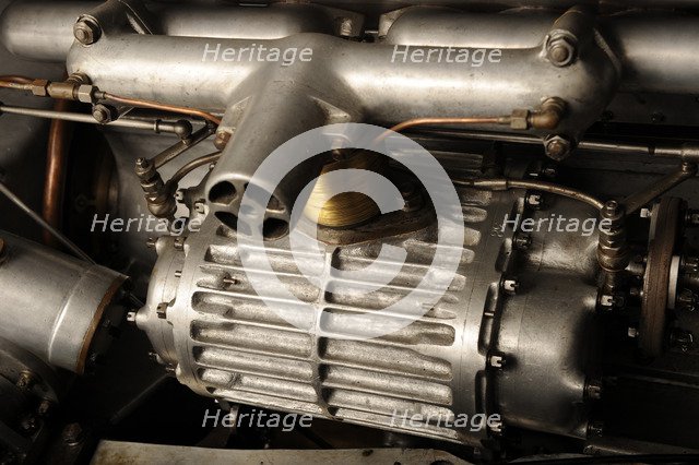 Bugatti type 55 1932. Artist: Simon Clay.