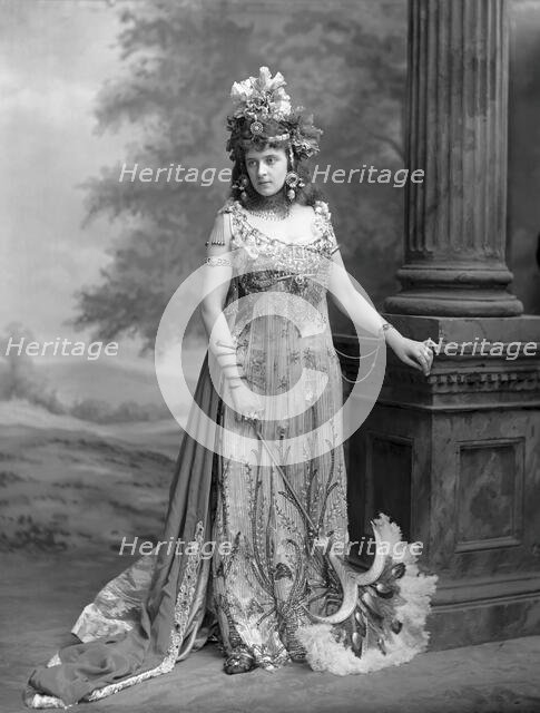 Mrs Algernon Bourke (1870-1967), née Guendoline Irene Emily Sloane-Stanley..., 1897. Creator: Photo studio Lafayette, London  .