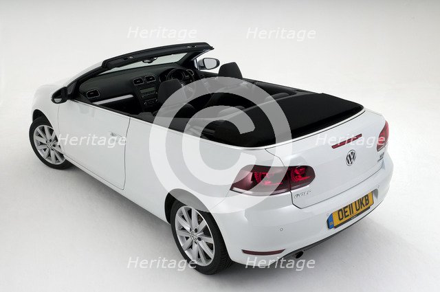 2011 VW Golf Tdi Cabriolet Artist: Unknown.