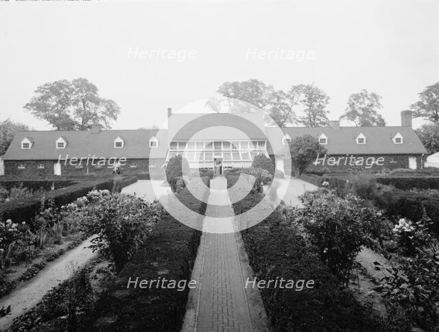 The Servants' quarters at Mt. Vernon, c.between 1910 and 1920. Creator: Unknown.