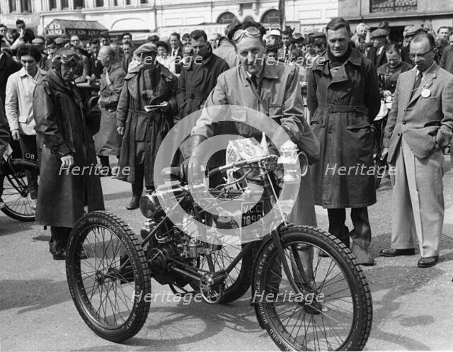 1899 Dechamps tricycle. Creator: Unknown.